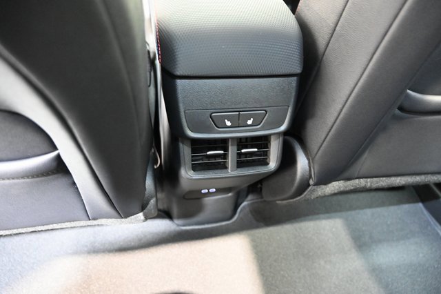 New 2026 Chevrolet Equinox RS image 23