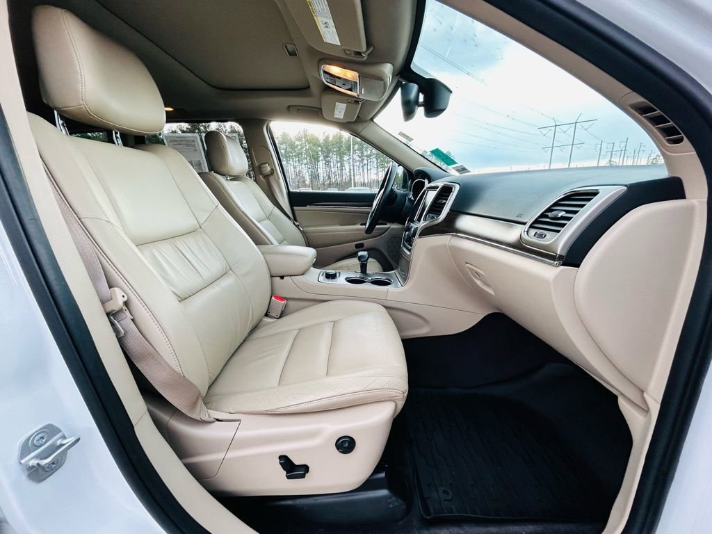 Used 2015 Jeep Grand Cherokee Limited image 13