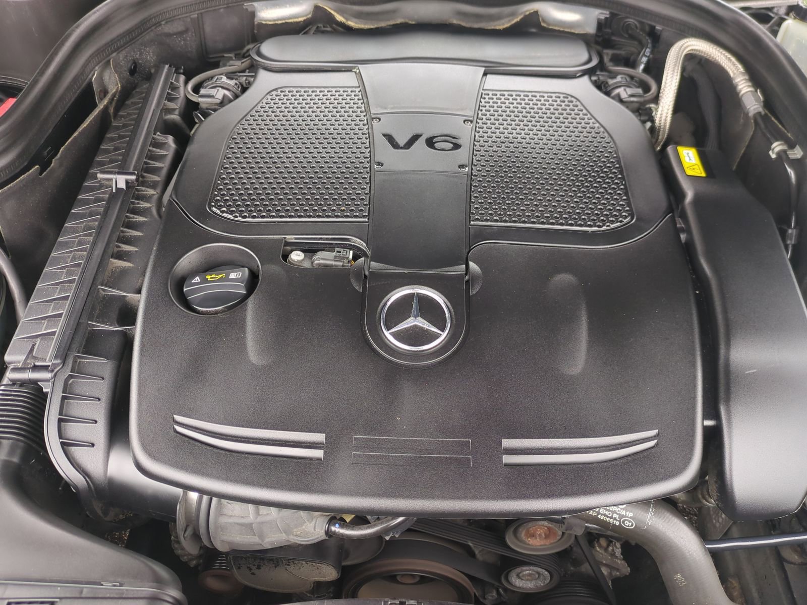 Used 2012 Mercedes-Benz E 350 4MATIC Sedan image 24