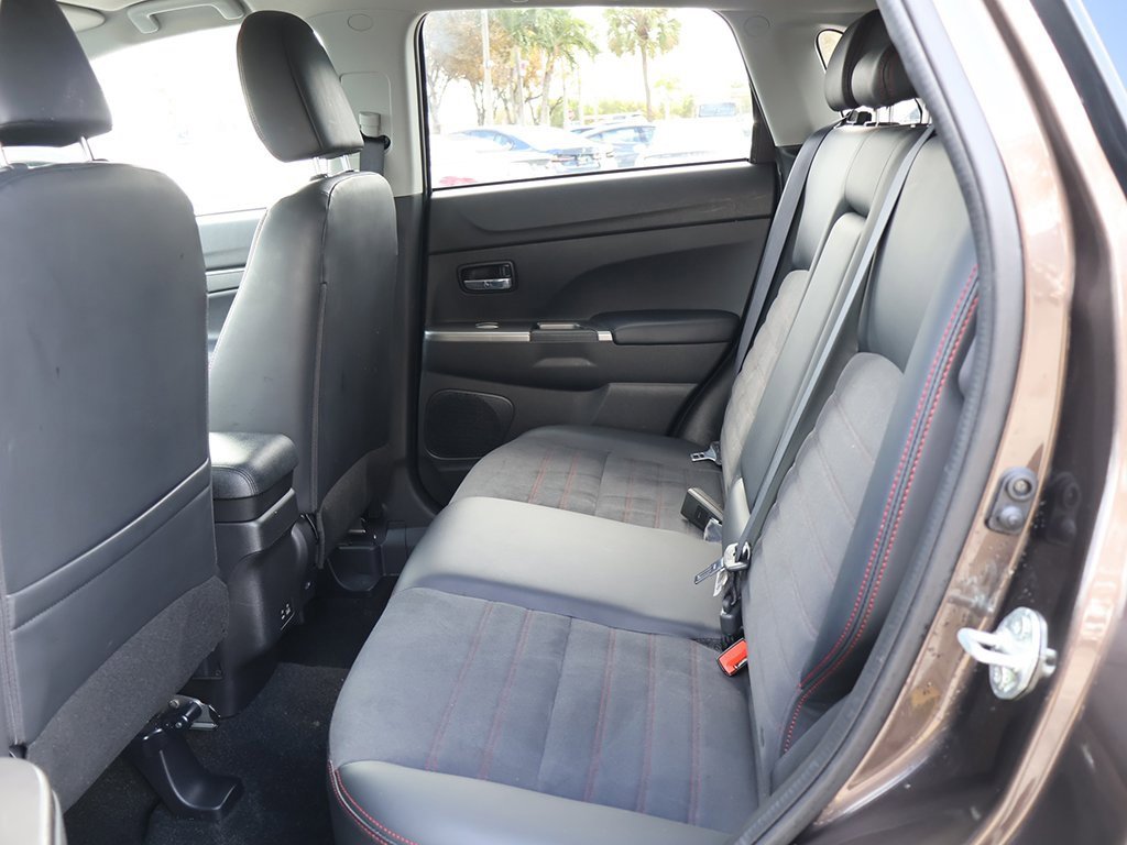 Used 2024 Mitsubishi Outlander Sport SE image 33