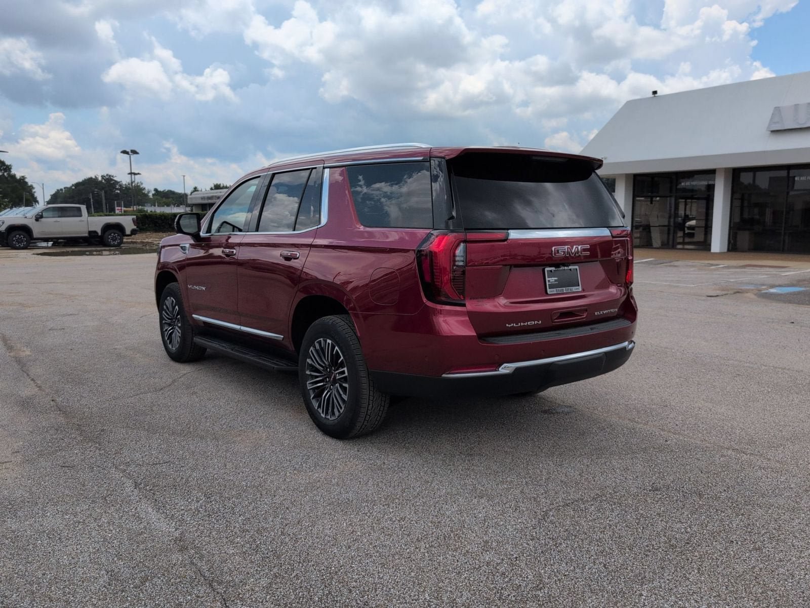 New 2026 GMC Yukon Elevation AWD/4WD image 3