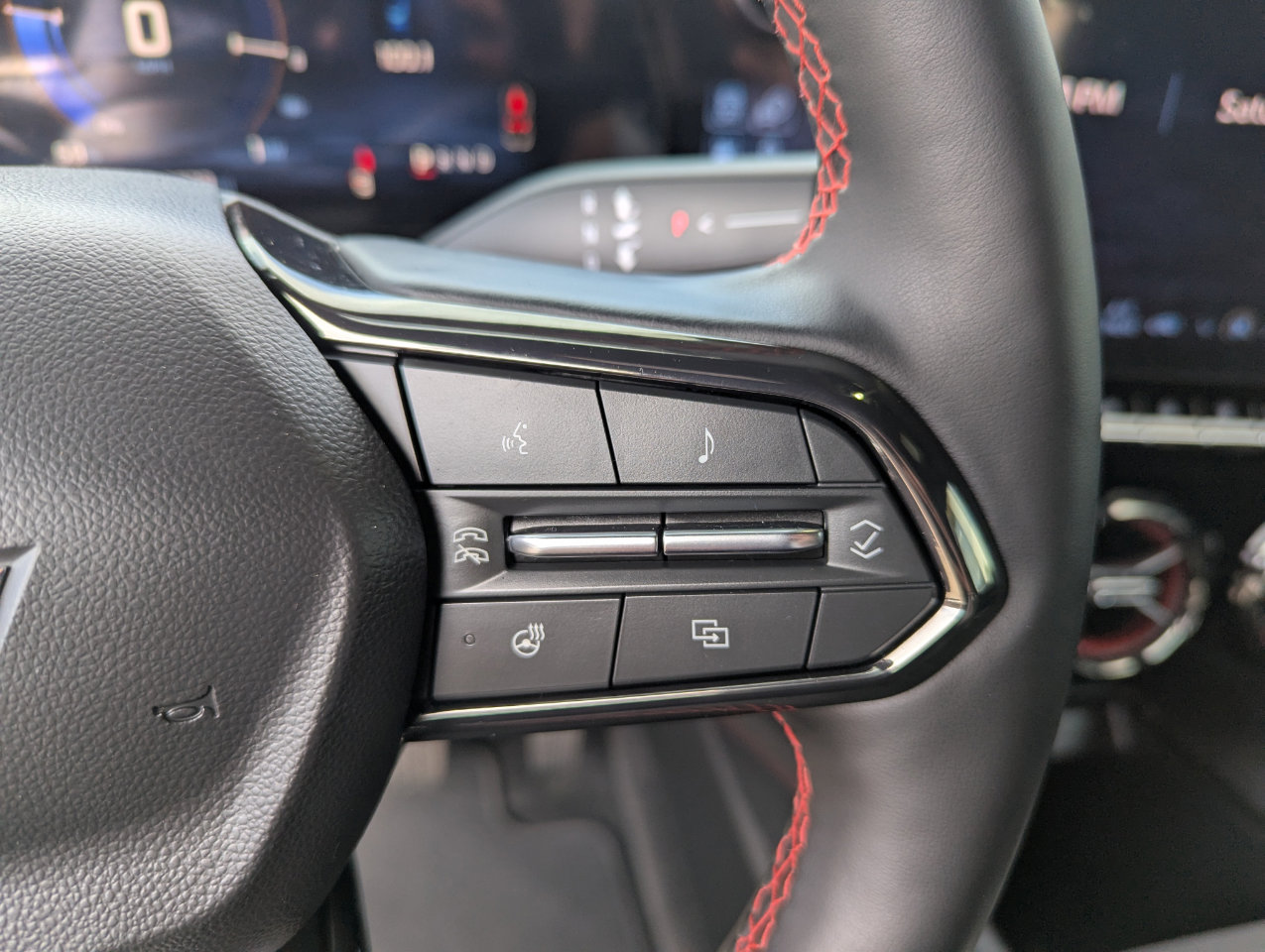 Used 2025 Chevrolet Blazer EV RS image 17