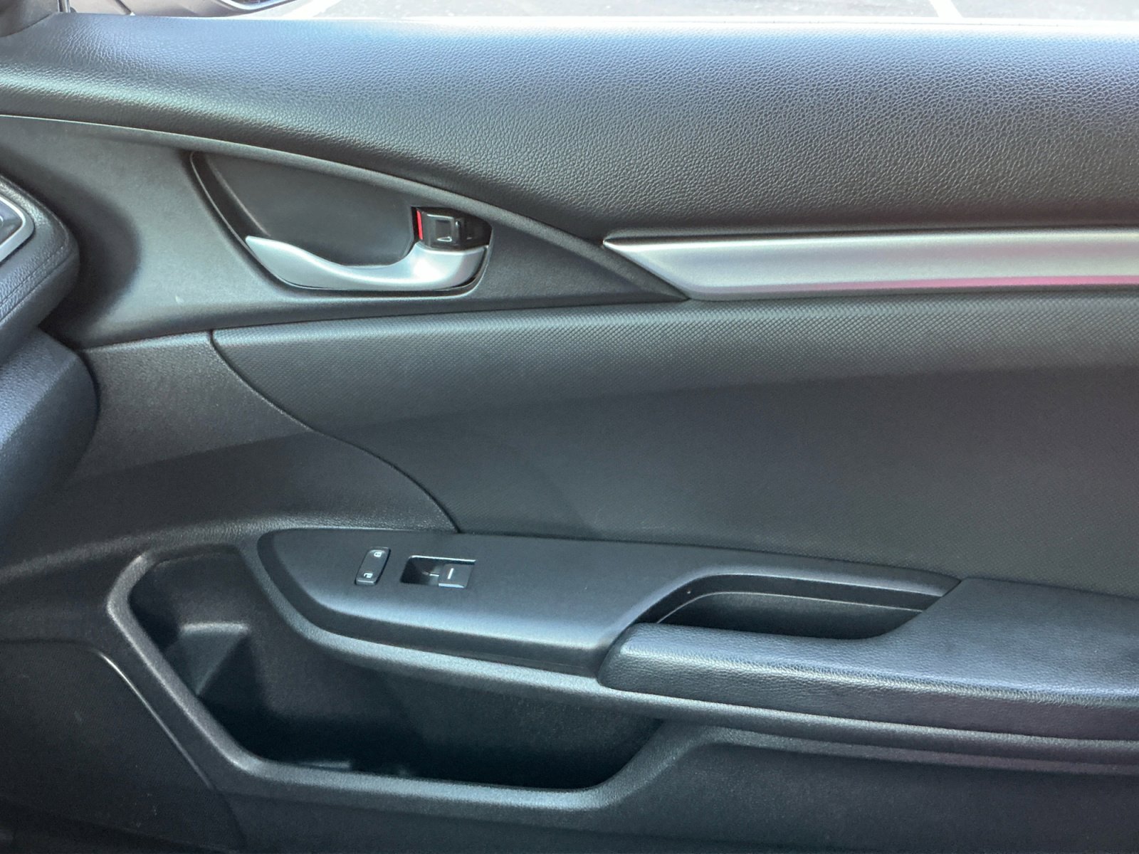 Used 2019 Honda Civic Sport image 16