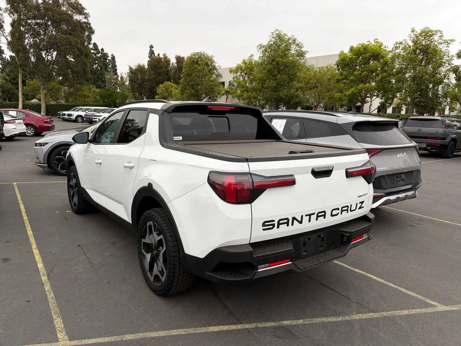 Used 2022 Hyundai Santa Cruz Limited AWD/4WD image 4