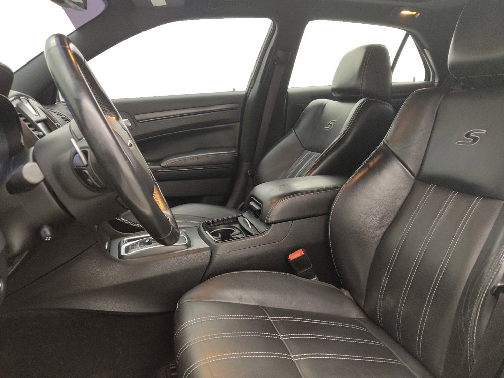 Used 2015 Chrysler 300 S w/ 300S Premium Group RWD image 17