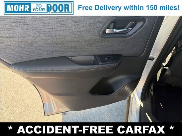 Used 2022 Nissan Rogue SV image 30