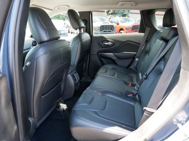 Used 2020 Jeep Cherokee Limited AWD/4WD image 16