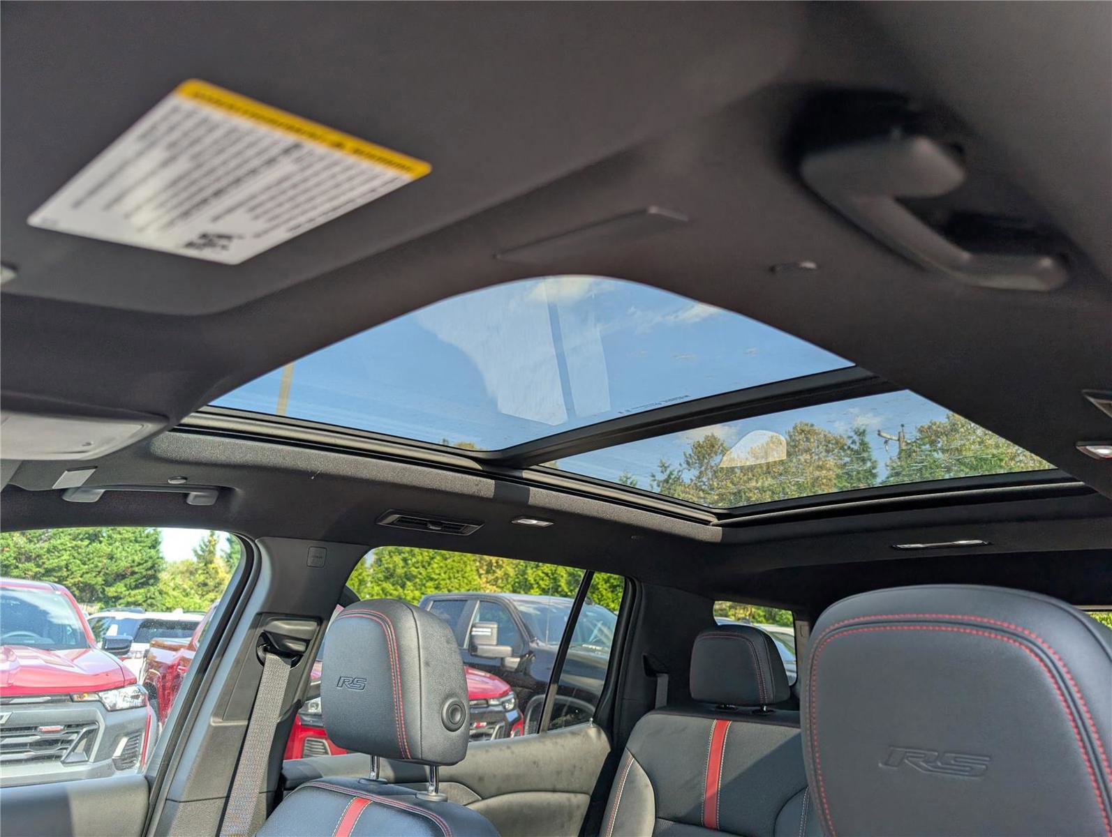 Used 2024 Chevrolet Traverse RS w/ LPO, Floor Liner Package image 34