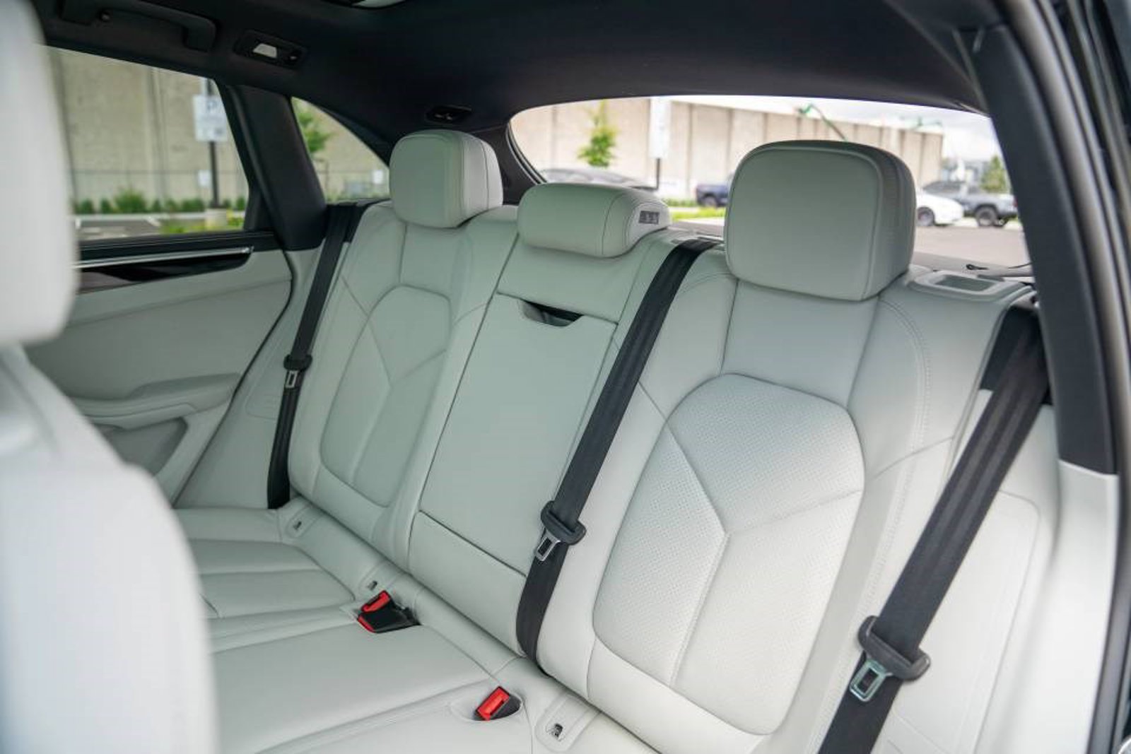 New 2026 Porsche Macan AWD/4WD image 23