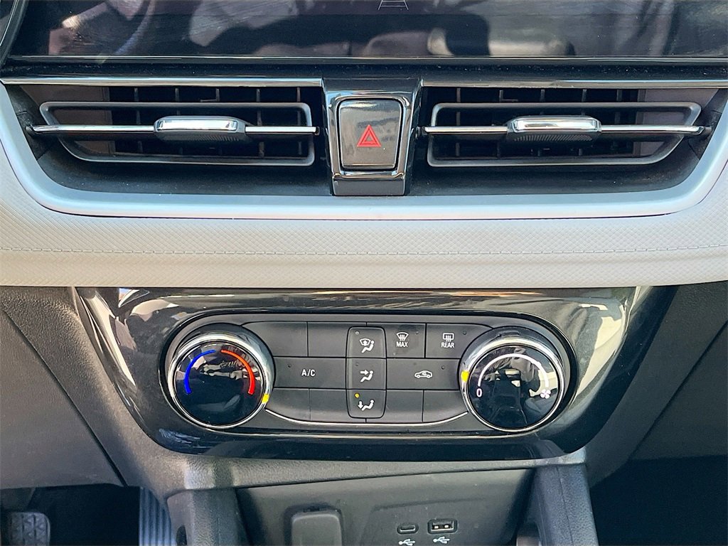 Used 2024 Chevrolet TrailBlazer LT image 14