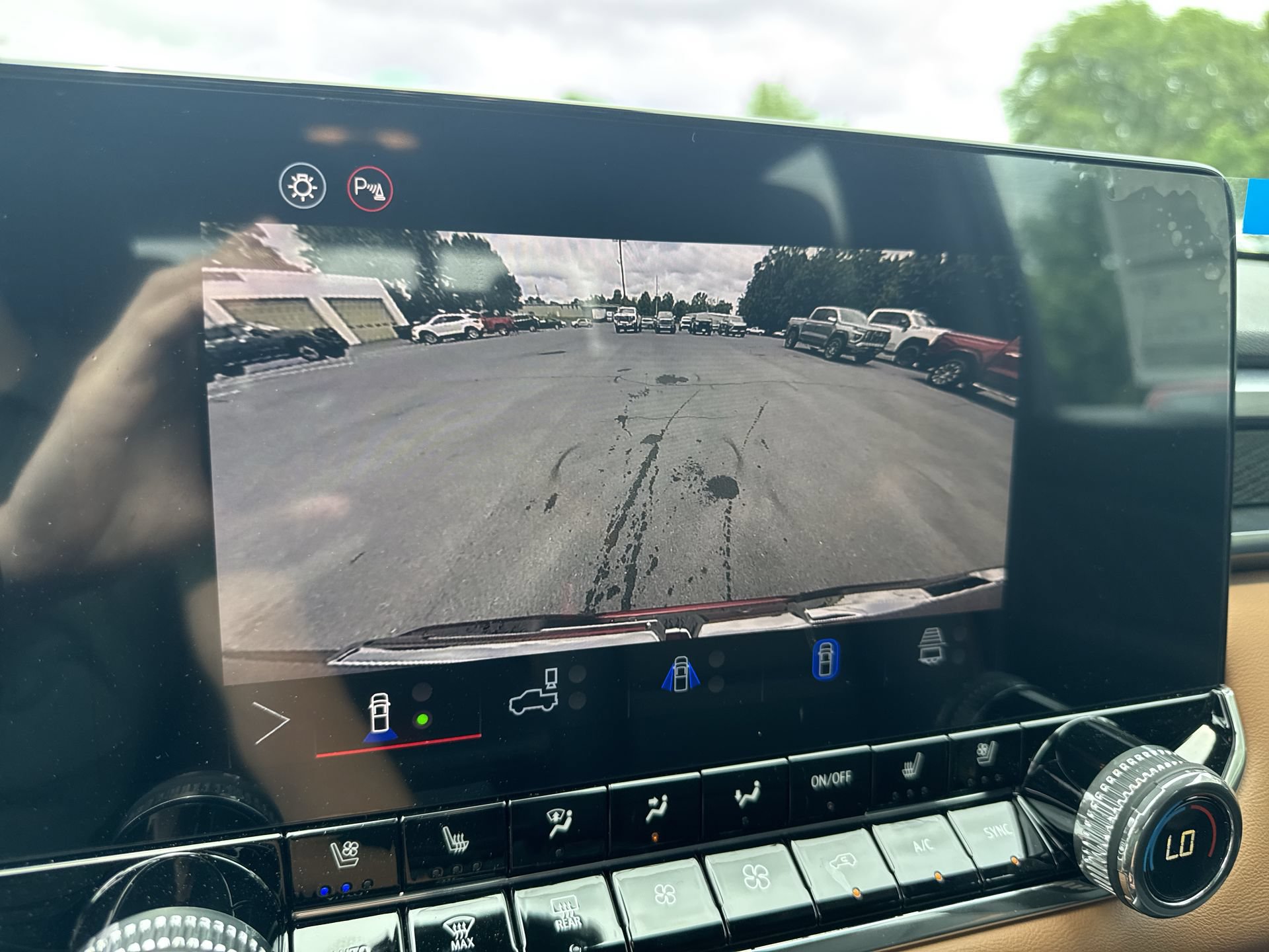 New 2026 GMC Canyon AT4 w/ Technology Plus Package AWD/4WD image 24