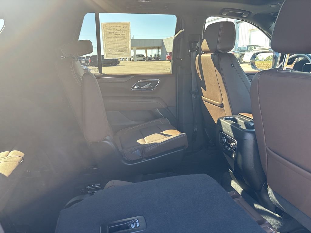 Used 2023 Chevrolet Tahoe High Country w/ LPO, Illumination Package image 21
