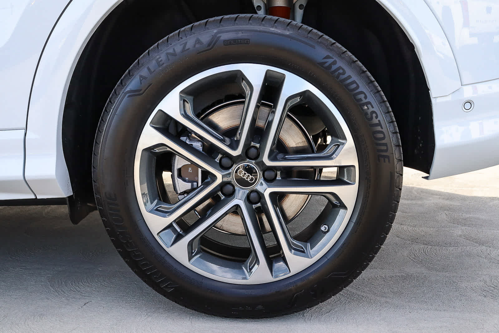 New 2025 Audi Q5 Premium image 13