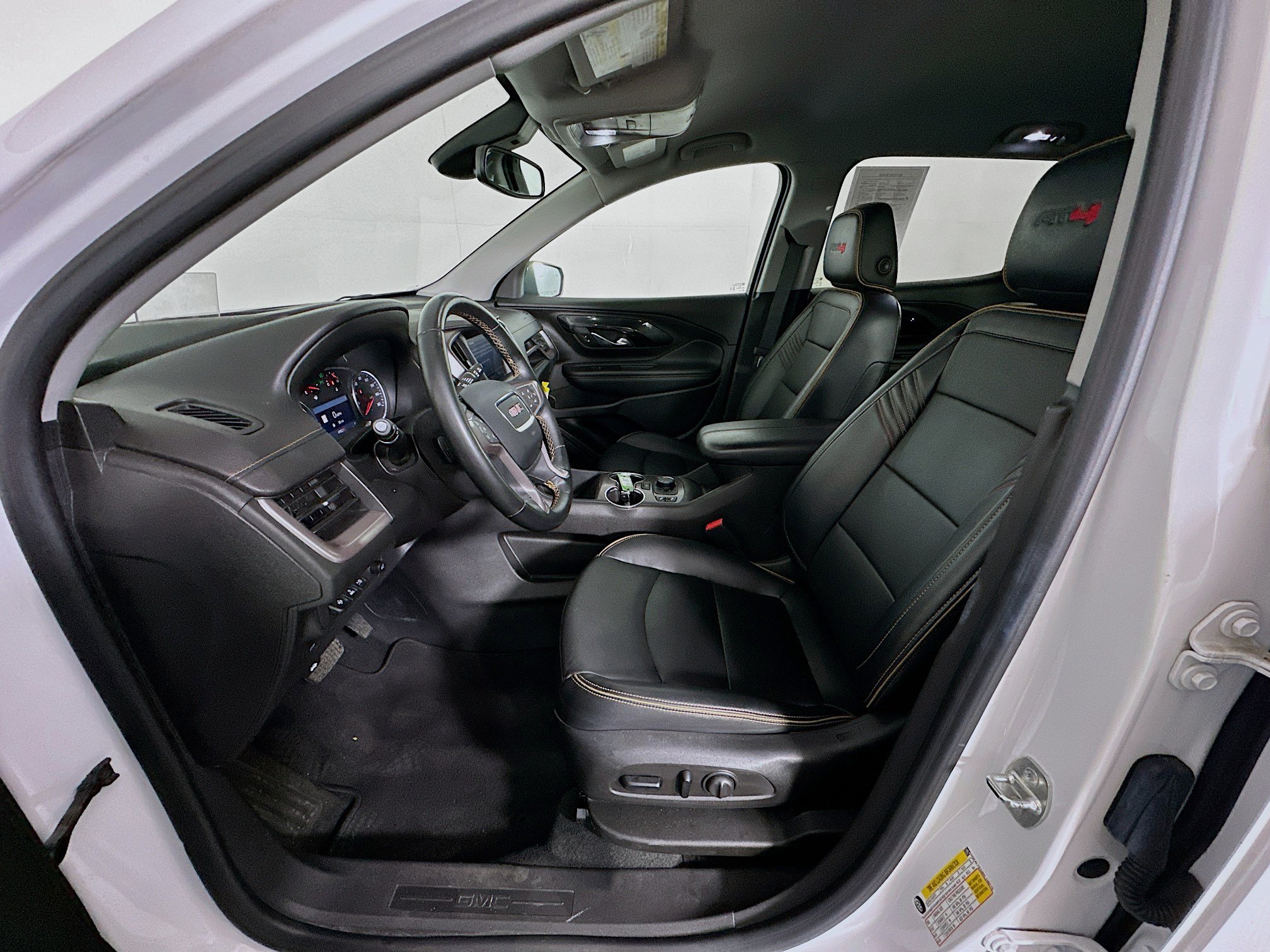 Used 2024 GMC Terrain AT4 w/ Infotainment Package II AWD/4WD image 13