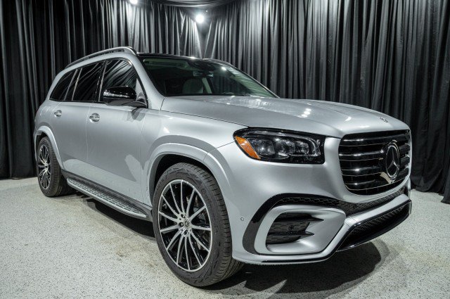 New 2026 Mercedes-Benz GLS 450 4MATIC image 3