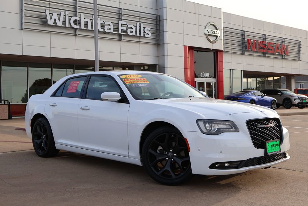 Used 2022 Chrysler 300 S w/ Comfort Group