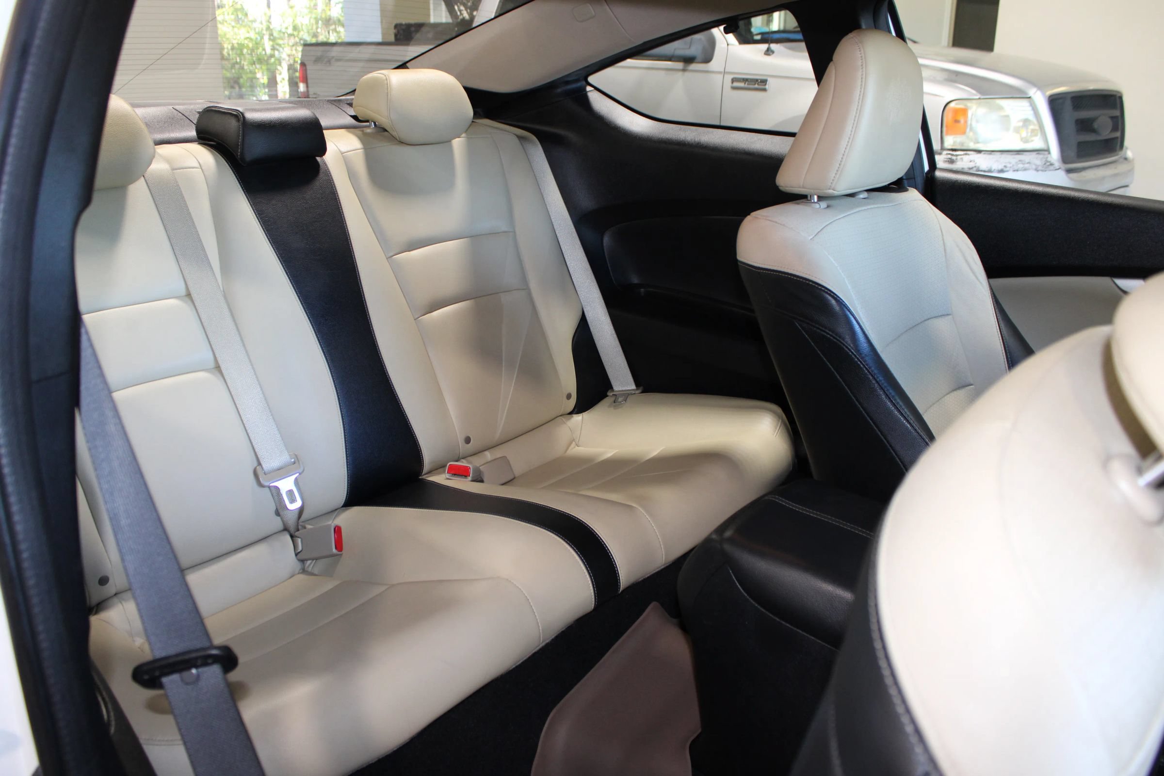 Used 2014 Honda Accord EX-L image 35