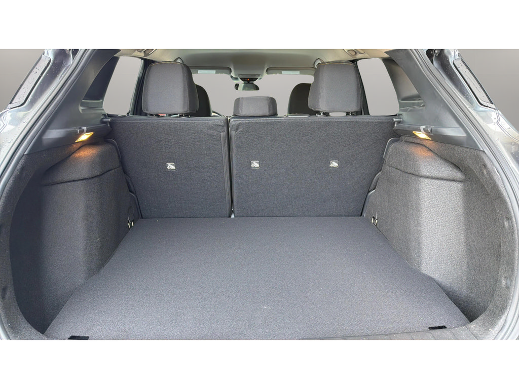 New 2026 Nissan Kicks SV AWD/4WD image 17