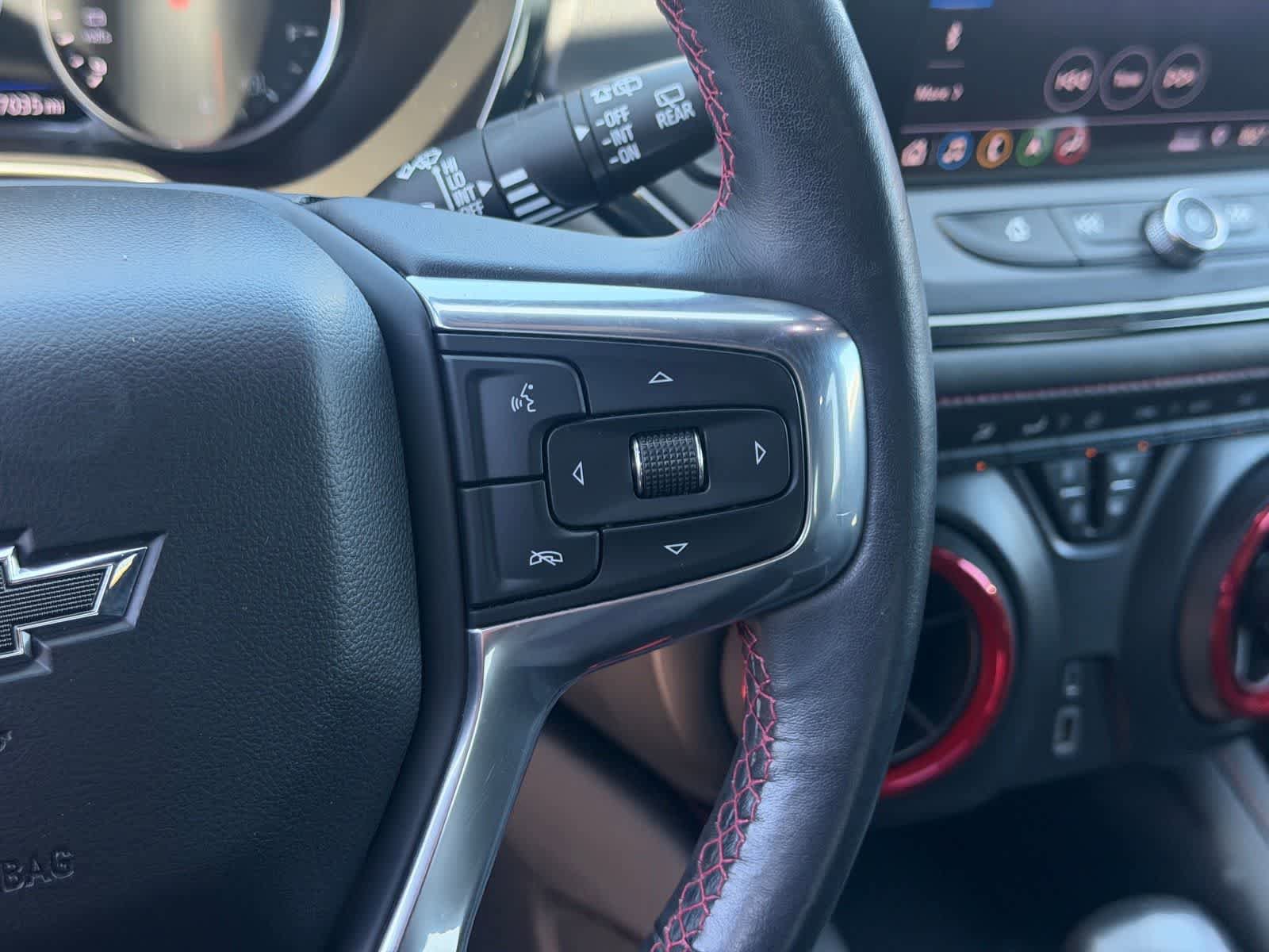 Used 2019 Chevrolet Blazer RS AWD/4WD image 17