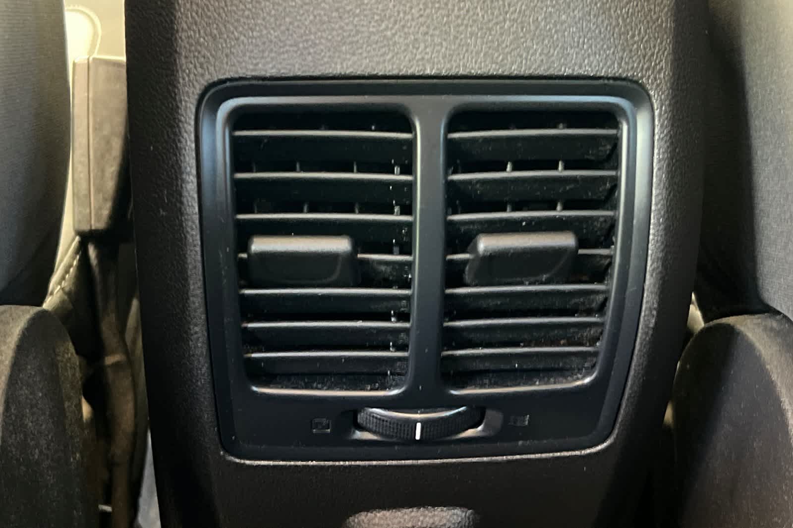 Used 2017 Ford Escape SE FWD image 14