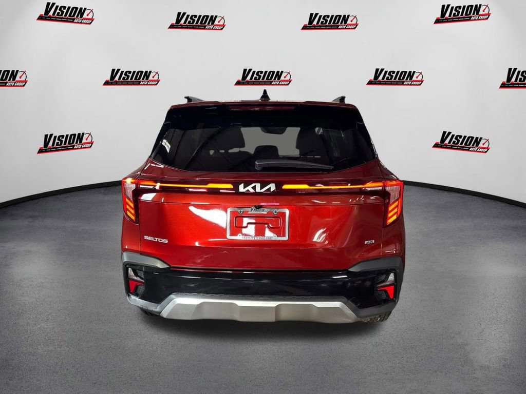 New 2025 Kia Seltos S image 6