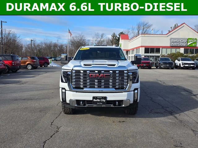Used 2024 GMC Sierra 2500 Denali w/ Denali Reserve Package image 3