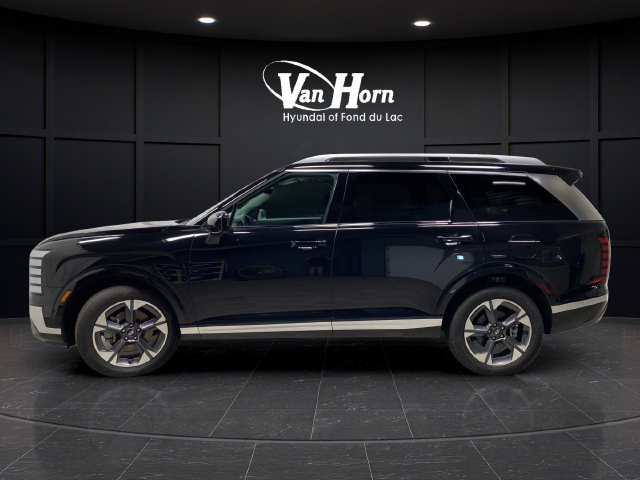 Certified 2026 Hyundai Palisade Limited AWD/4WD image 4