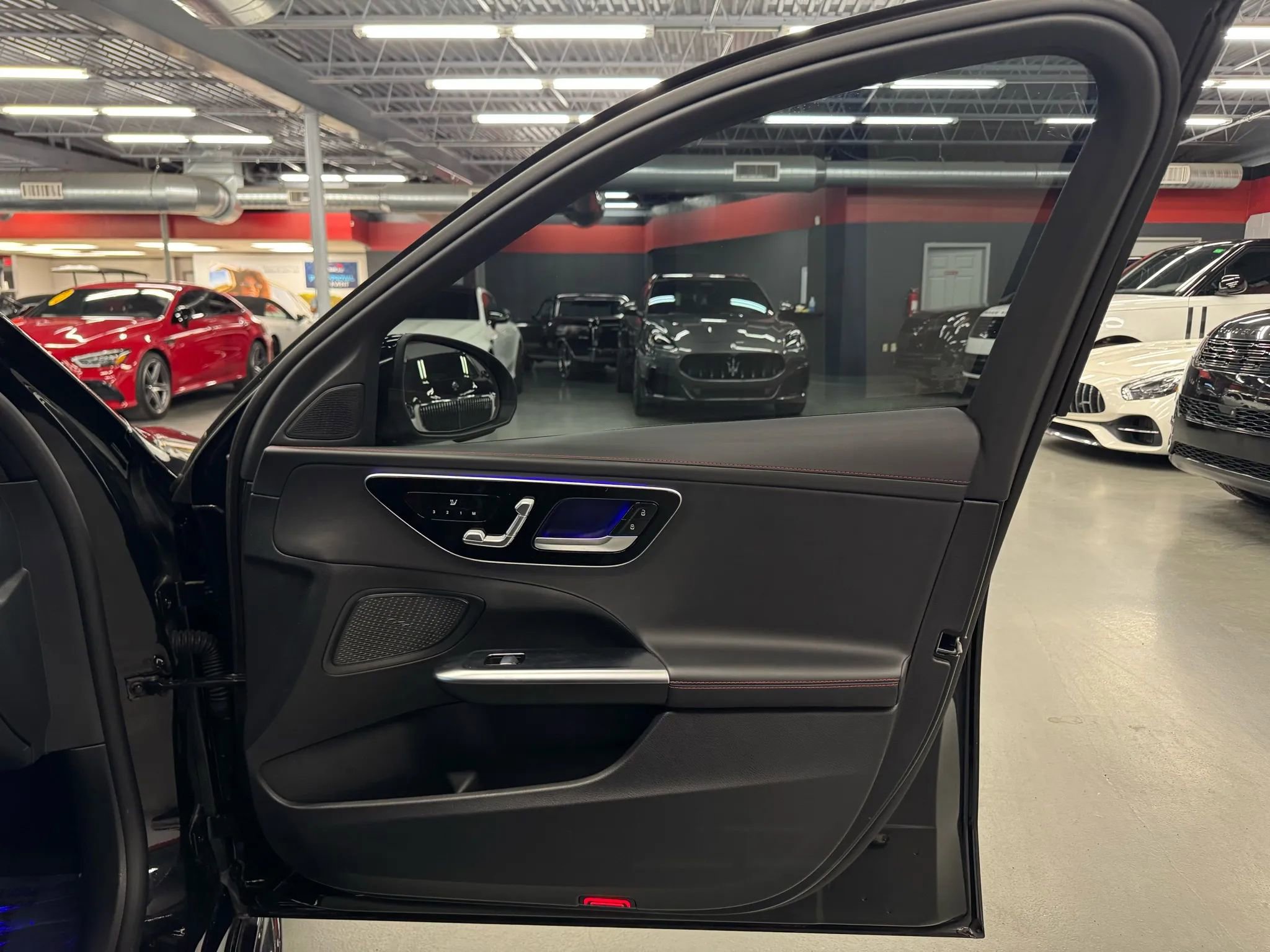 Used 2023 Mercedes-Benz C 43 AMG 4MATIC Sedan image 30