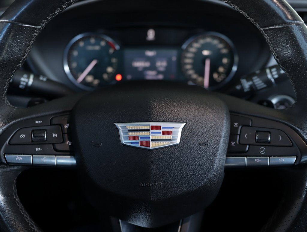 Used 2023 Cadillac XT4 Sport image 10