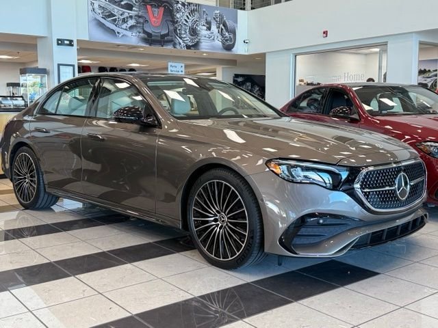 New 2026 Mercedes-Benz E 350 4MATIC Sedan image 4
