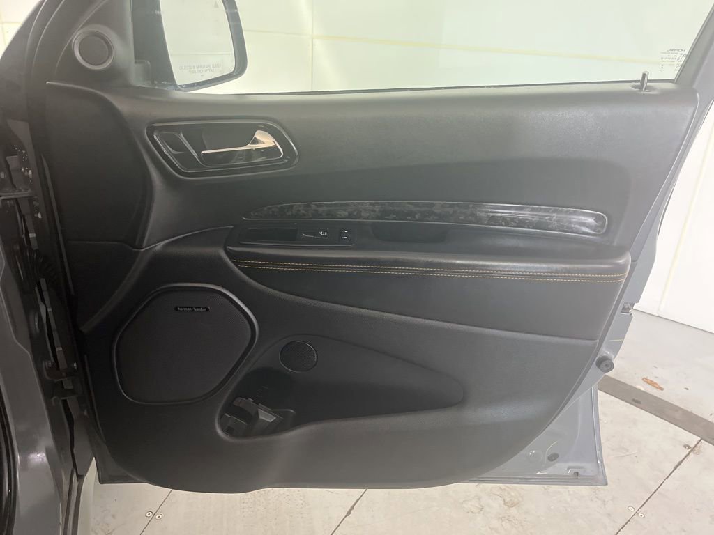 Used 2023 Dodge Durango R/T w/ Hemi Orange Plus Package image 30