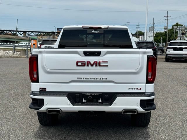 Used 2025 GMC Sierra 1500 AT4 w/ AT4 Premium Package AWD/4WD image 5