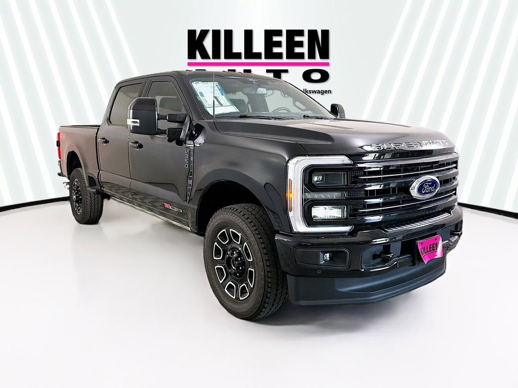 New 2025 Ford F350 Platinum w/ FX4 Off-Road Package