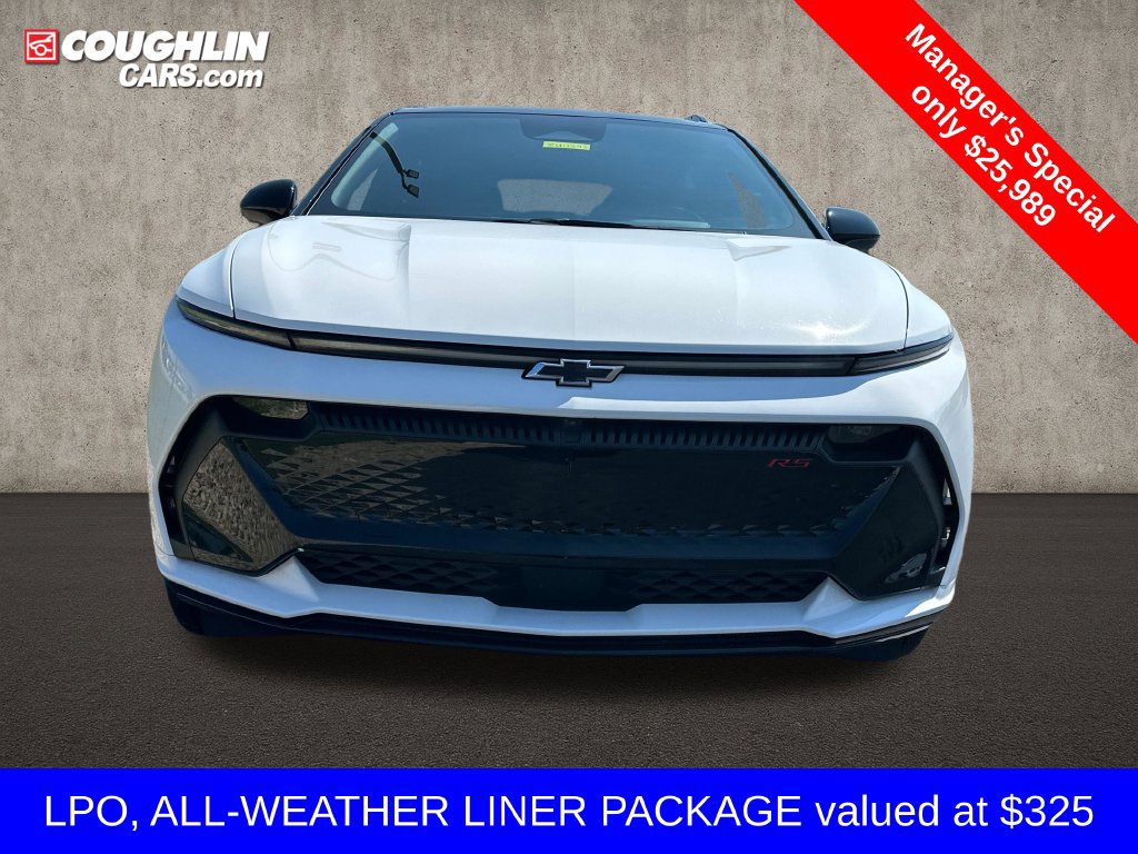 Used 2024 Chevrolet Equinox EV RS FWD image 2