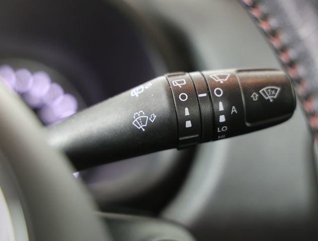 Used 2019 Jeep Renegade Trailhawk image 9