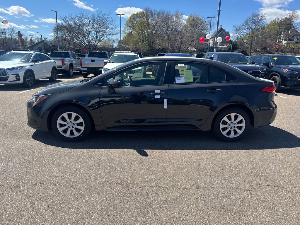 New 2026 Toyota Corolla LE FWD image 4