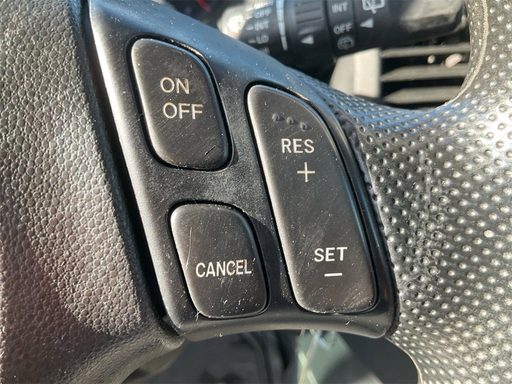 Used 2009 MAZDA MAZDA5 Sport image 32