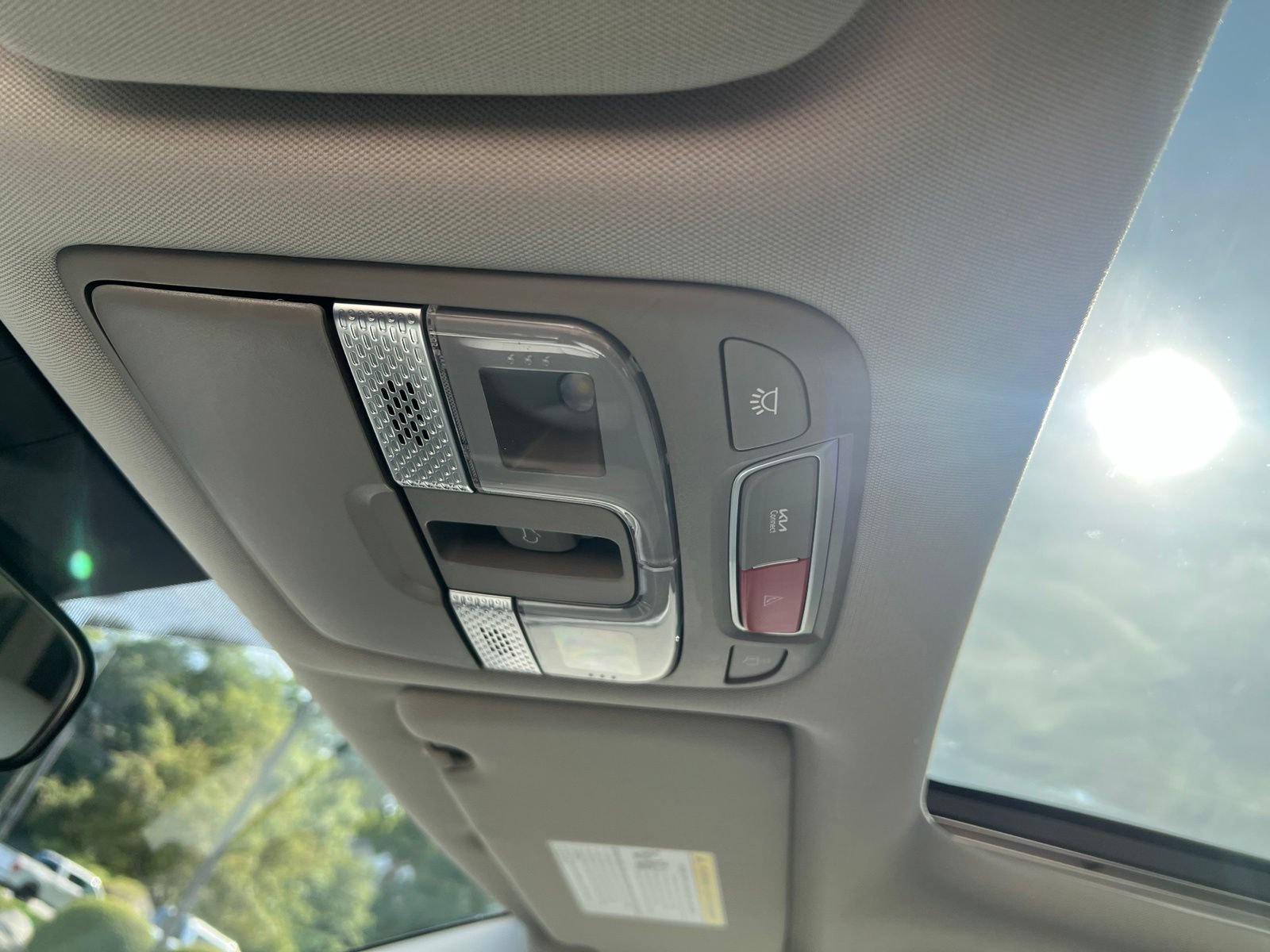 Used 2025 Kia Telluride S AWD/4WD image 36