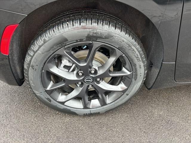 New 2026 Chrysler Pacifica Select AWD/4WD image 46