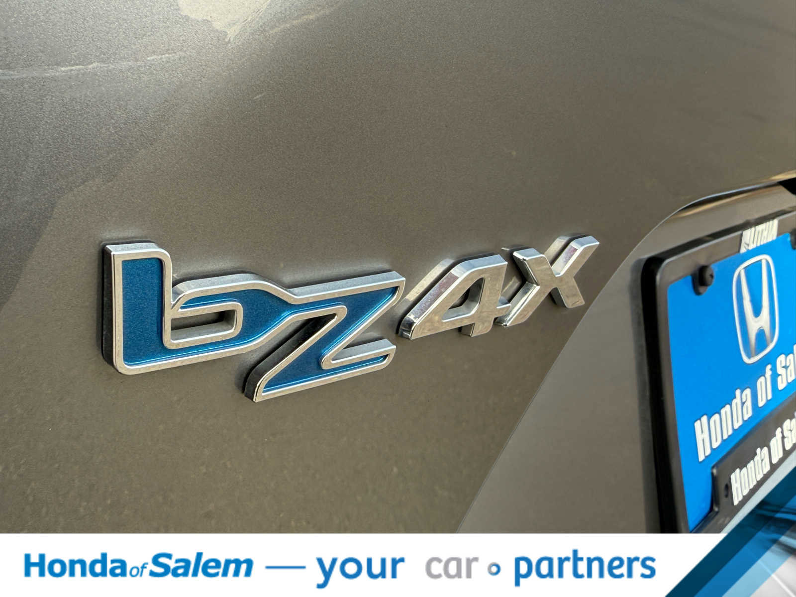 Used 2023 Toyota bZ4X Limited image 10