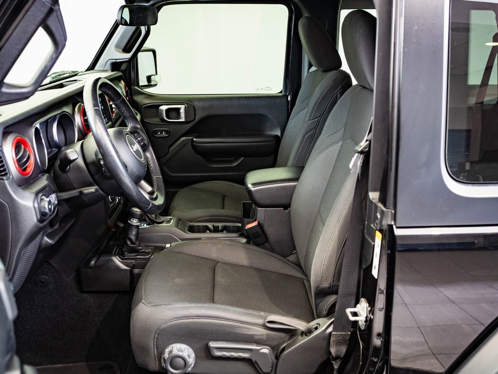 Used 2019 Jeep Wrangler Sport S image 21