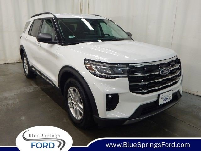 Used 2025 Ford Explorer Active w/ Active Comfort Package