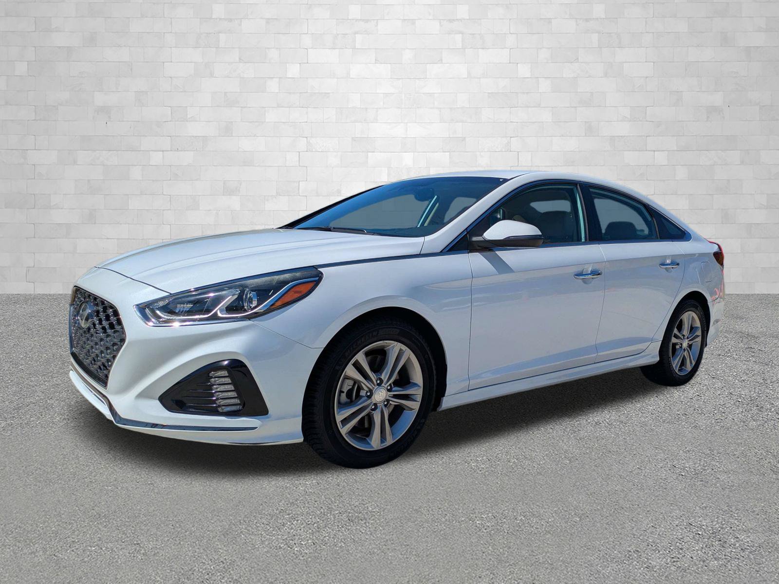 Used 2019 Hyundai Sonata SEL w/ Tech Package 02 FWD image 5