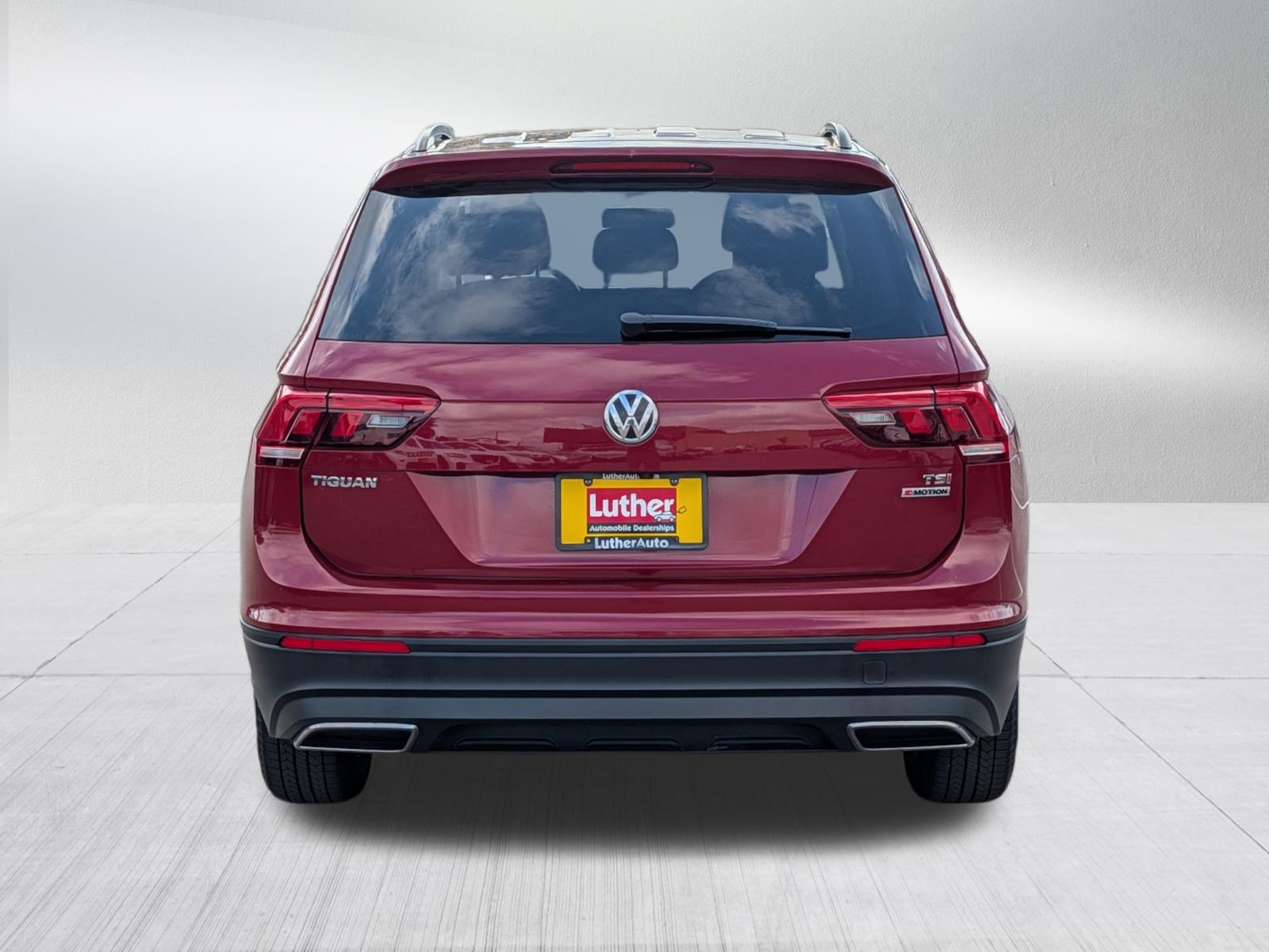 Used 2018 Volkswagen Tiguan S AWD/4WD image 6