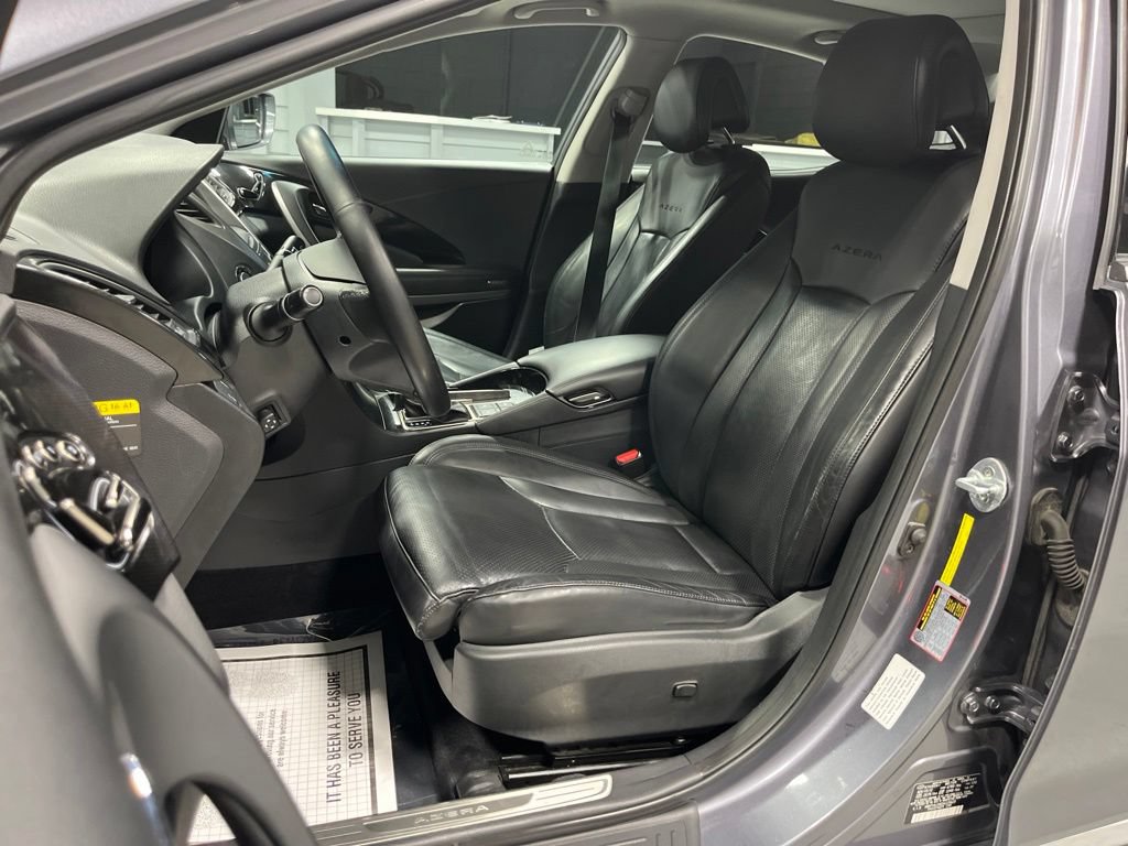 Used 2013 Hyundai Azera w/ Technology Pkg FWD image 16