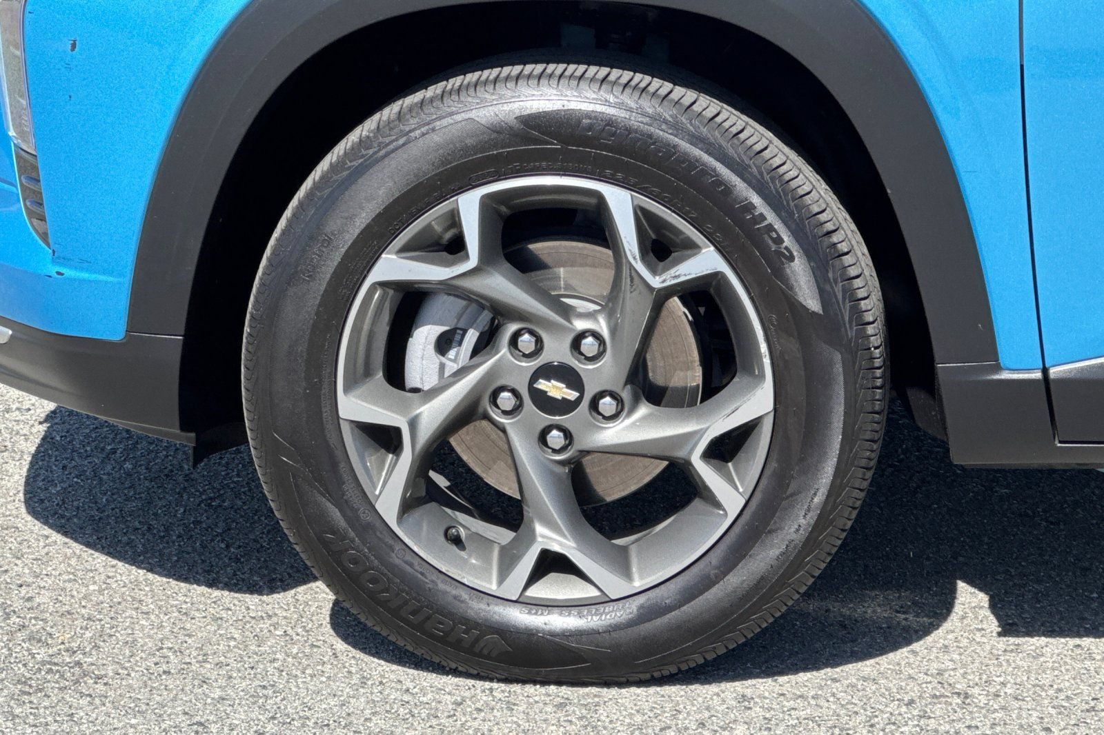 Used 2025 Chevrolet Trax LT FWD image 31
