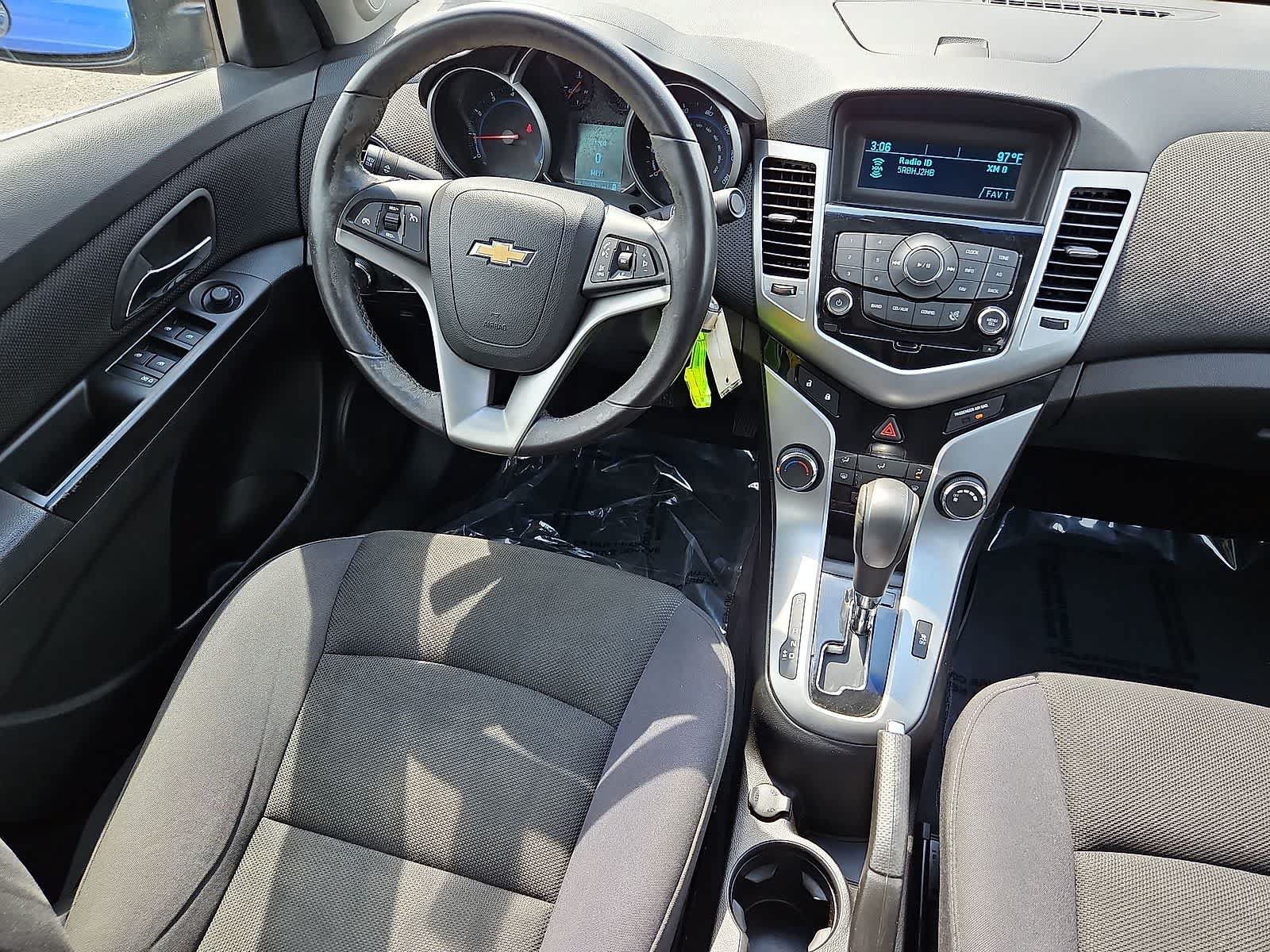 Certified 2012 Chevrolet Cruze LT FWD image 10