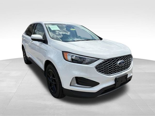 Used 2023 Ford Edge SEL
