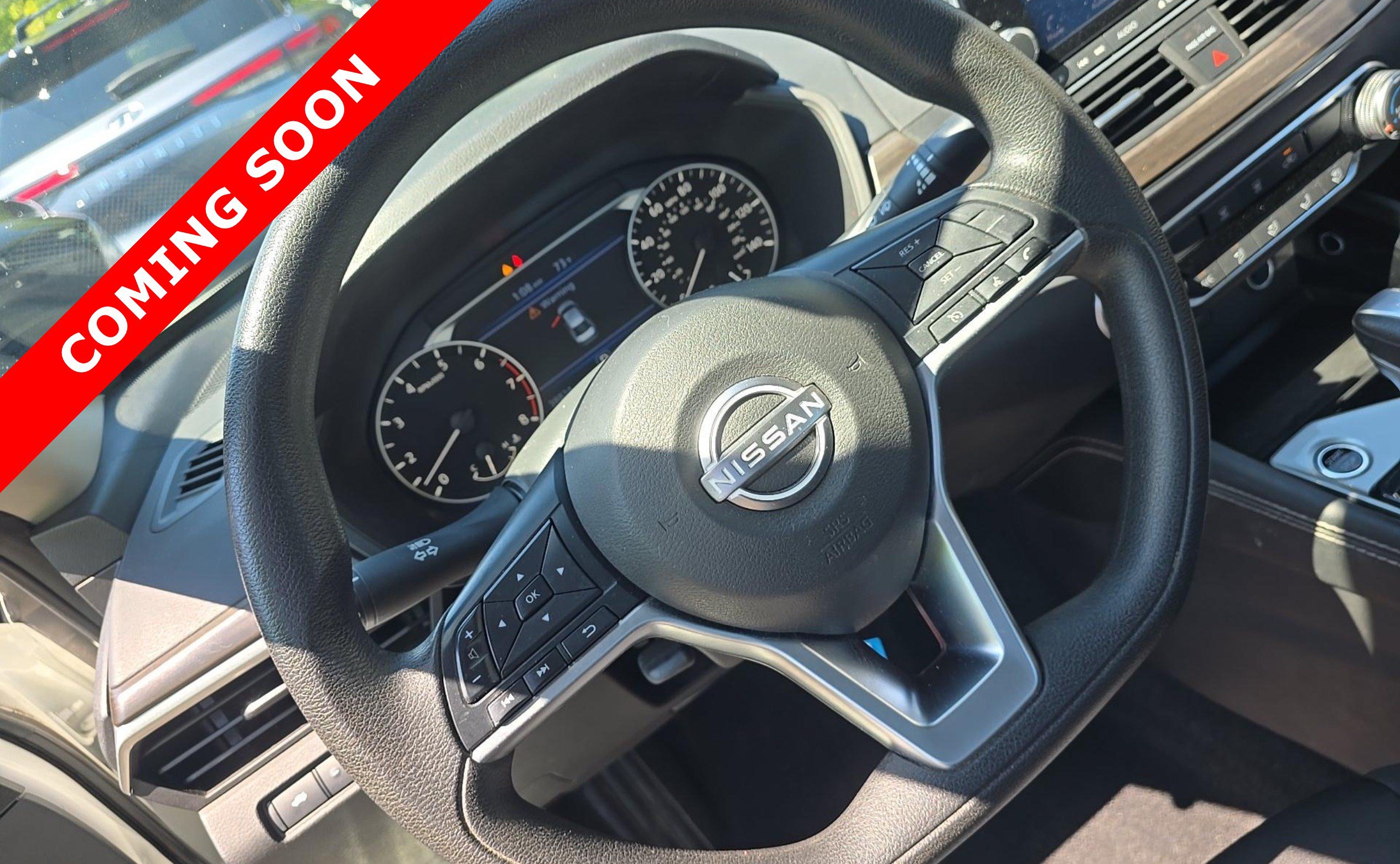 Used 2023 Nissan Altima 2.5 SV AWD/4WD image 6