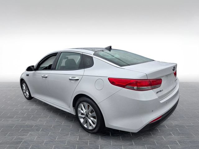 Used 2018 Kia Optima EX w/ Premium Package FWD image 5